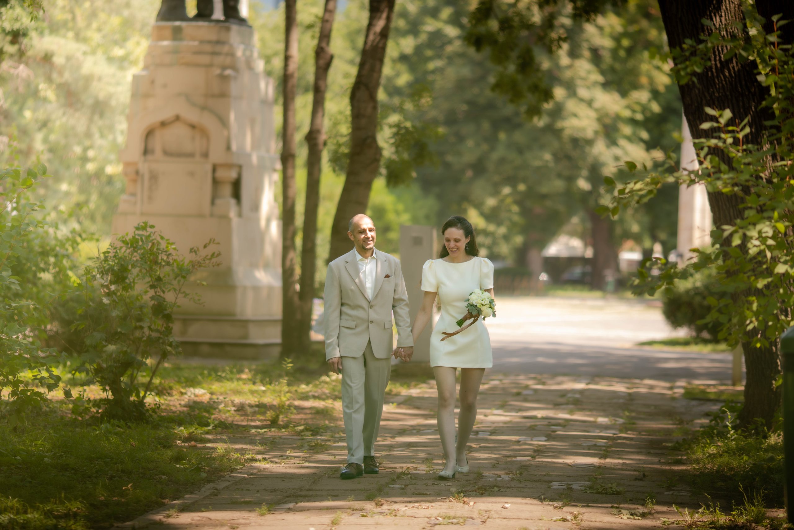 Cununie civilă în Sectorul 4 și ședință foto în Parcul Carol – Valeria & Mihai
